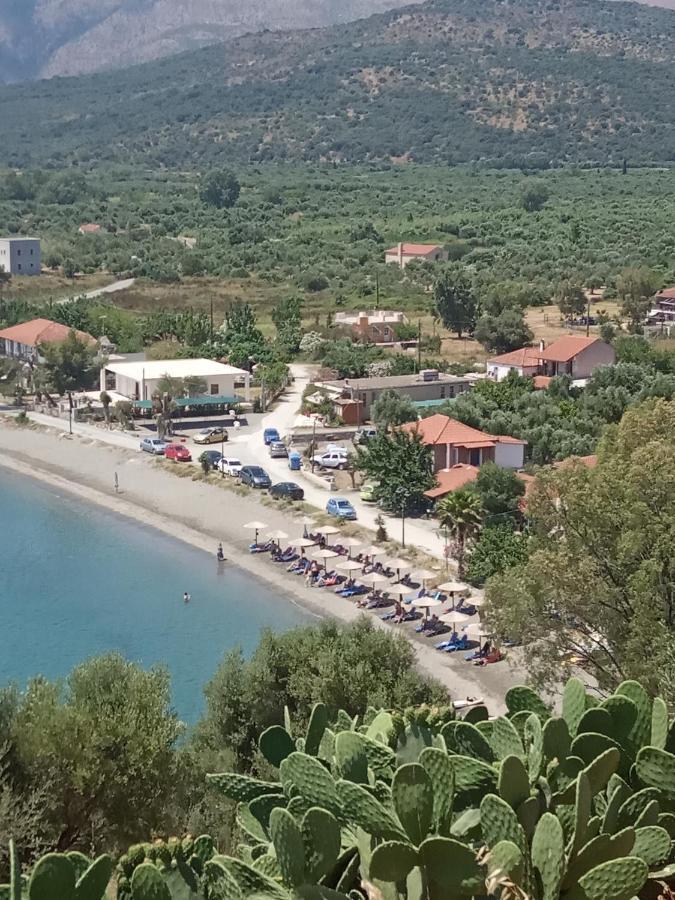 Lovely Place In 7 Kamares (Mani)