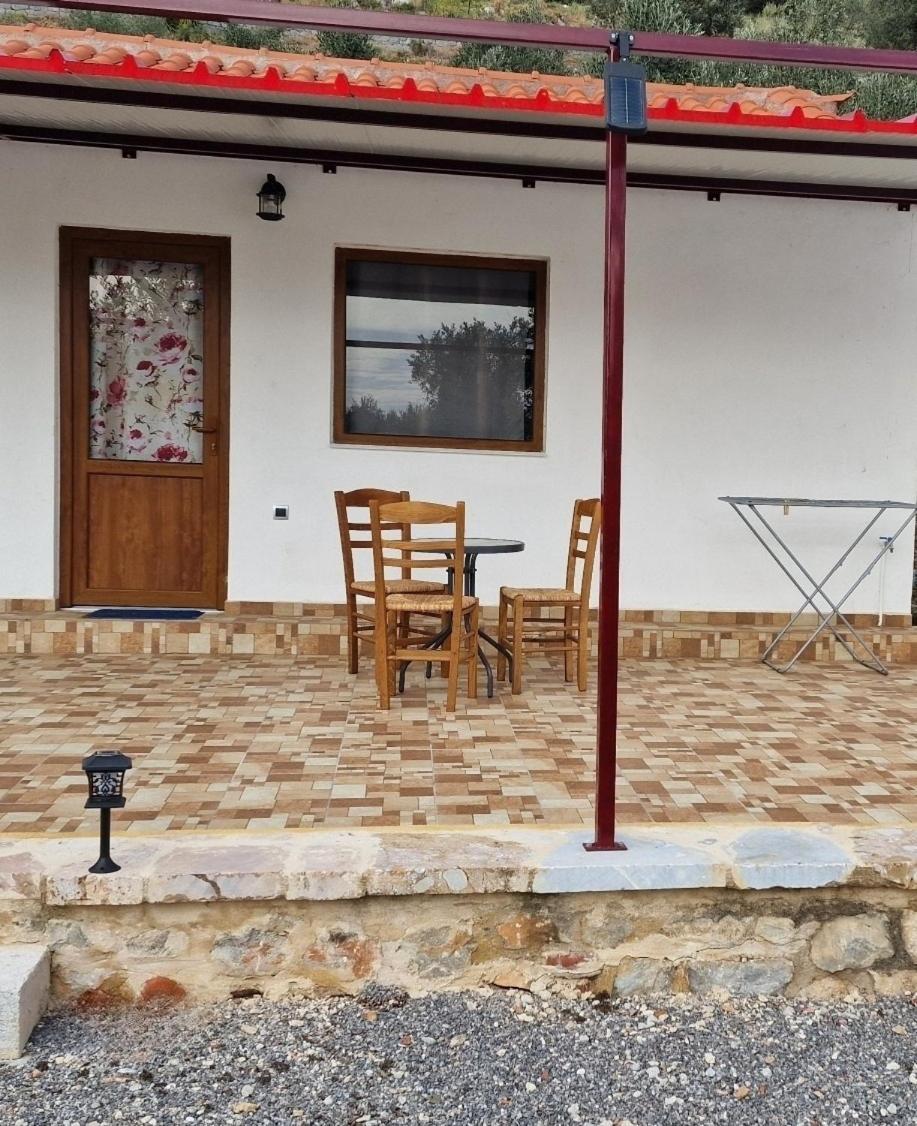 Lovely Place In 7 Kamares (Mani)