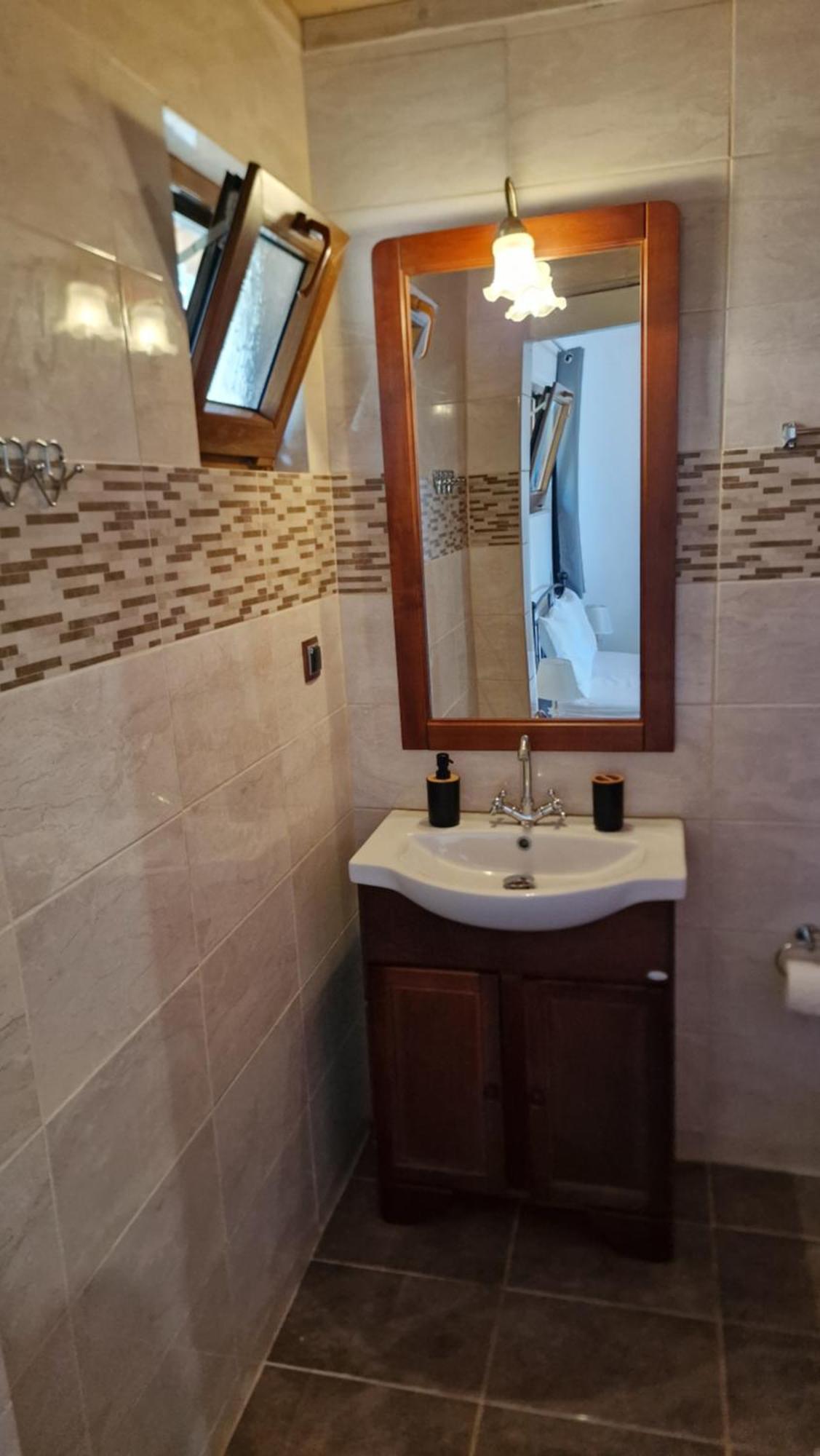 Lovely Place In 7 Apartment Kamares (Mani)